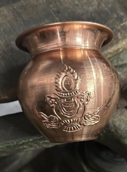WEALTH VASE YANG BUM 8